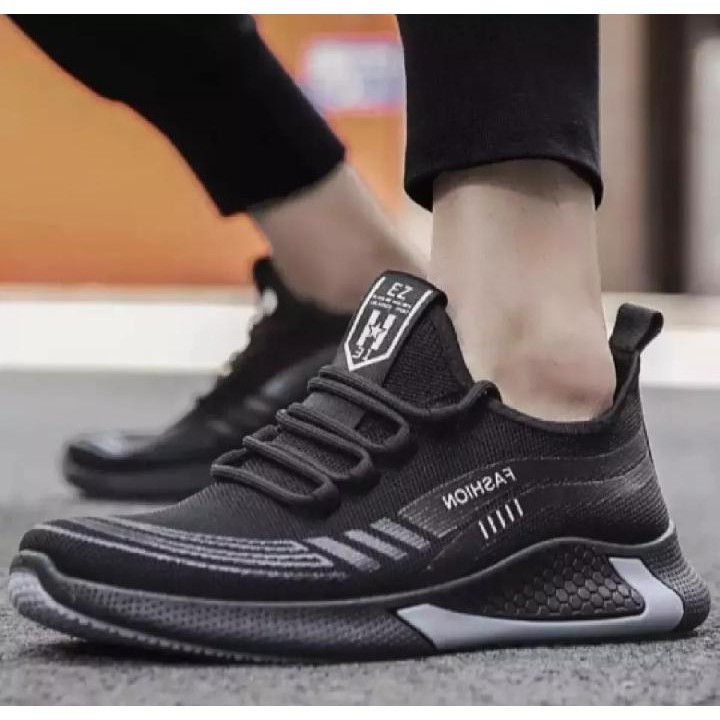 Sepatu Sneakers Casual Laki Laki Dewasa Pria Keren