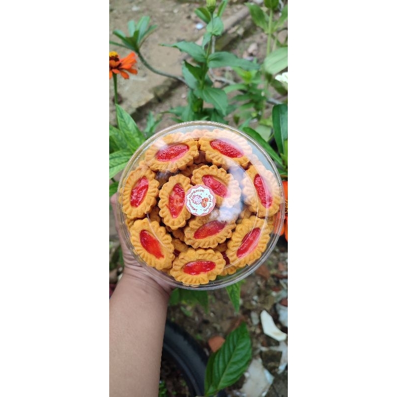 

Kue kering strawberry kue lebaran kue lembut