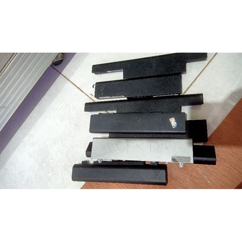 BATRE BEKAS LAPTOP ISI 6 CELL BATRE 18650