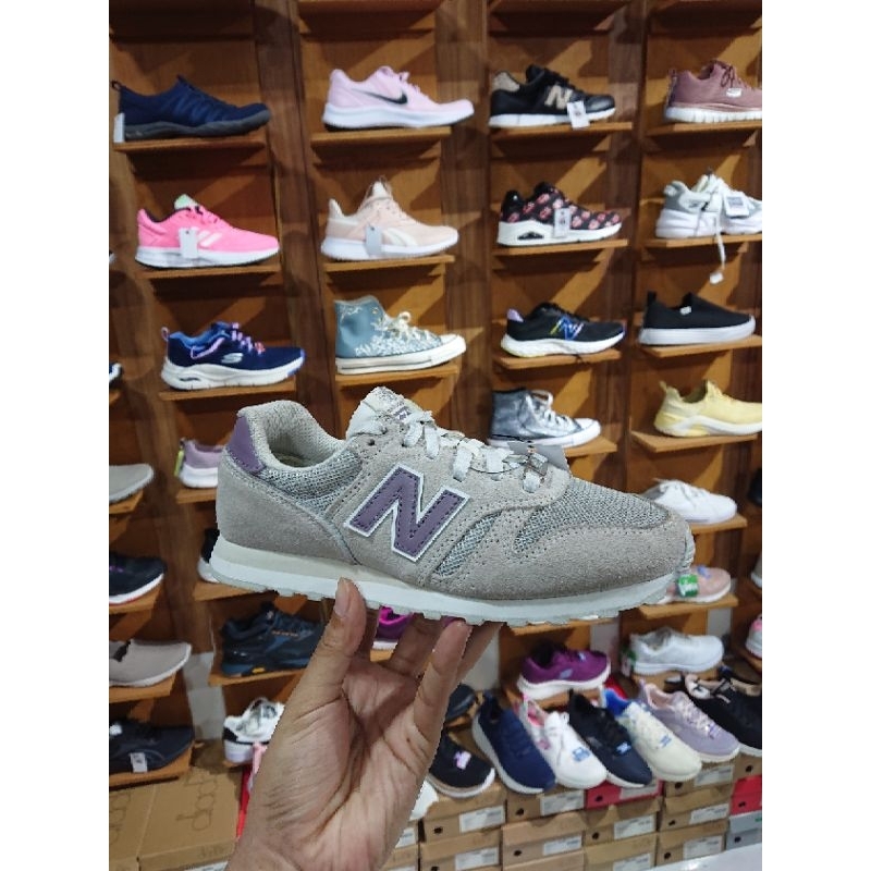 New Balance WL373OG2