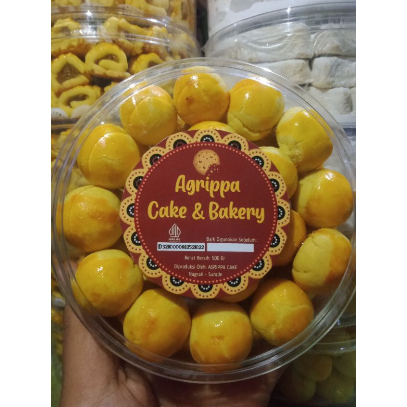 

Kue nastar glowing isi selai nanas 250 gram