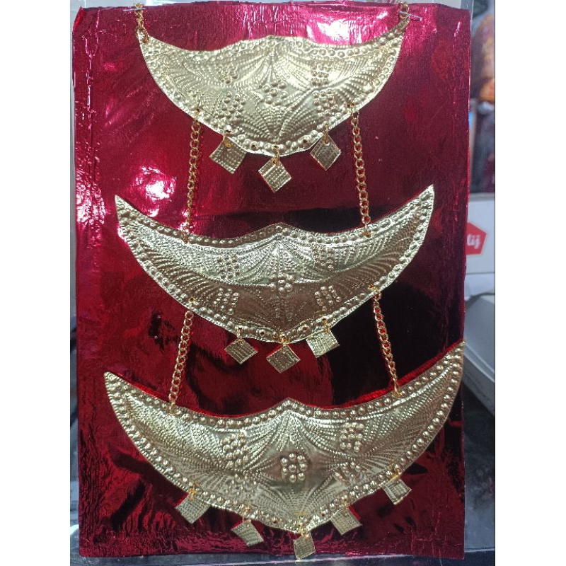 kalung susun tiga kalung adat laki-laki