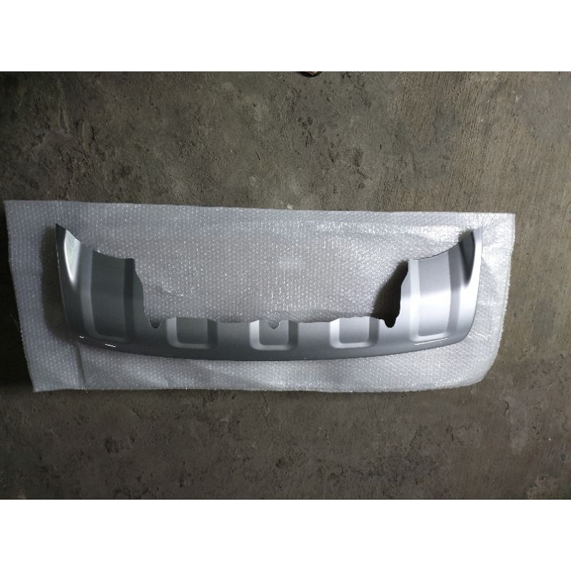 Garnish Bemper Depan Asli Mitsubishi Pajero Sport