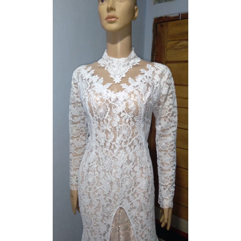 kebaya pengantin ekor kancing belakang putih bersih
