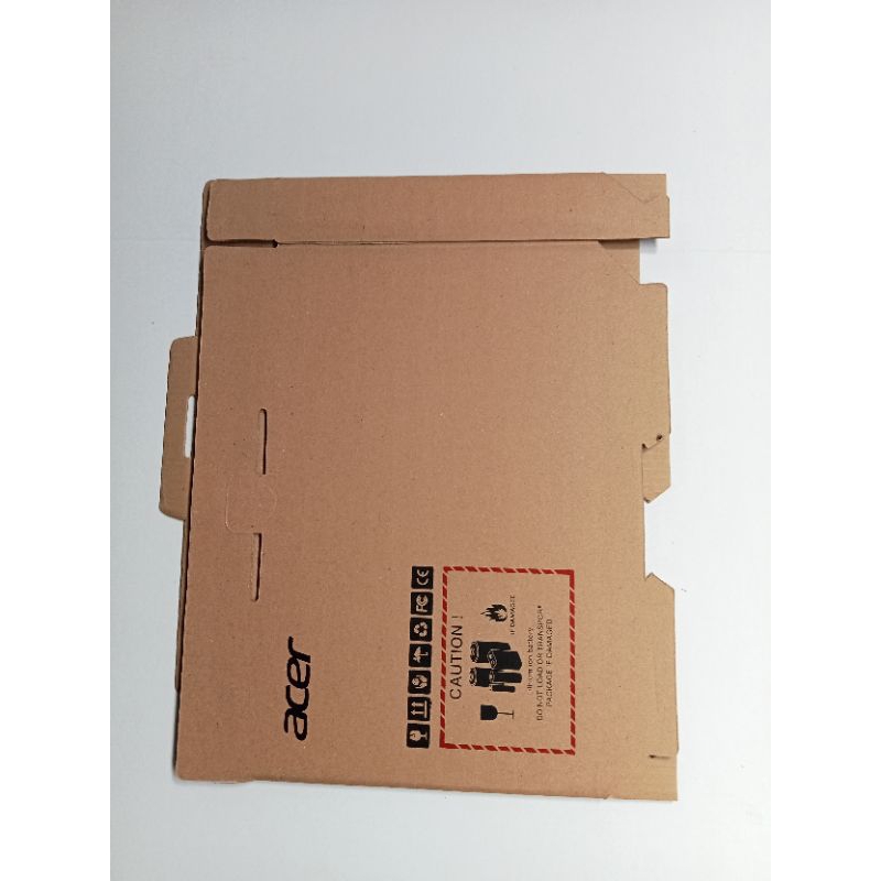 

box laptop ACER ASPIRE + partisi ( isi 10 pcs )