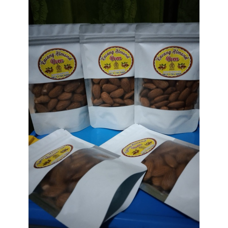 

Kacang Almond Oven Cap Tiga Daun