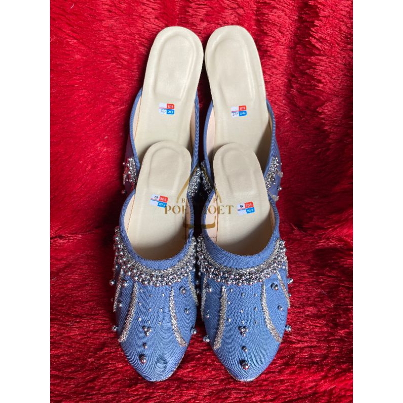 Sendal sepatu selop pengantin pria wanita denim elegan