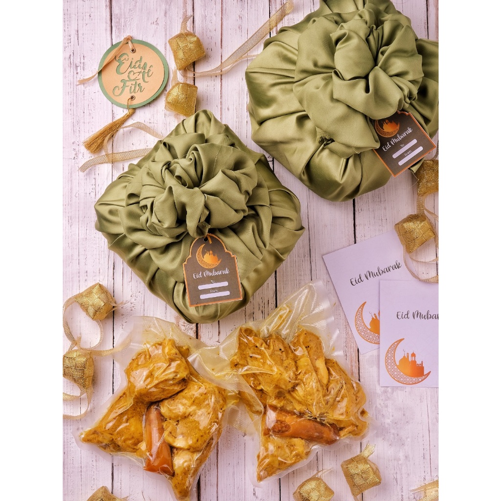 

Hampers Lebaran / Idul Fitri Makanan Ayam Kampung Ungkep Bumbu Kuning Lengkuas 1 ekor
