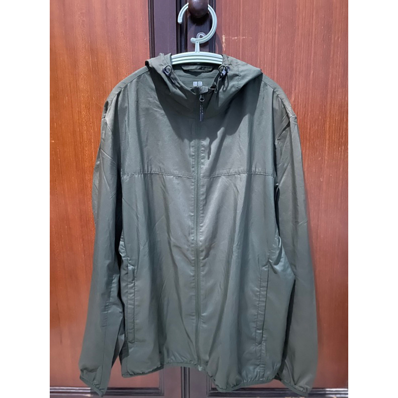 Preloved jaket uniqlo ORI