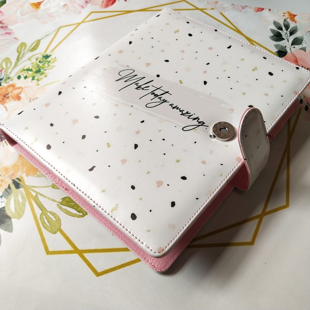 

RB Binder Aesthetic Motif Make Today Ukuran A5 20ring Dan B5 26ring Bahan Kulit Sintetis Glossy