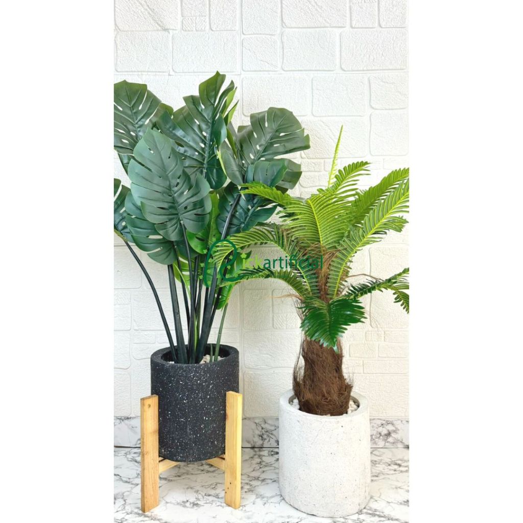 Pohon Daun Tanaman Imitasi Monstera & Palem Botol Latex Standing Pot Kayu Kaki 4 Pot Semen Hiasan Ru