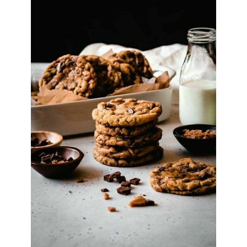 

COOKIES ALMOND COKELAT/MILK