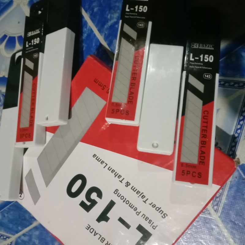 

Isi Ulang Cutter bening - BAZIC L-150
