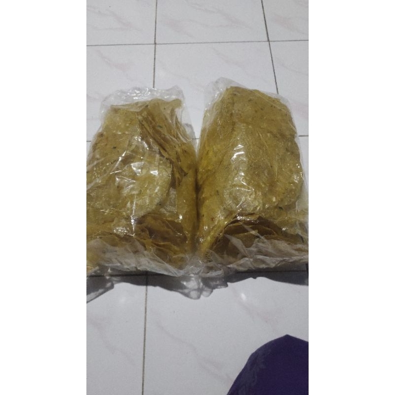 

Kerupuk Samiler Mentah Kemasan ½ Kg