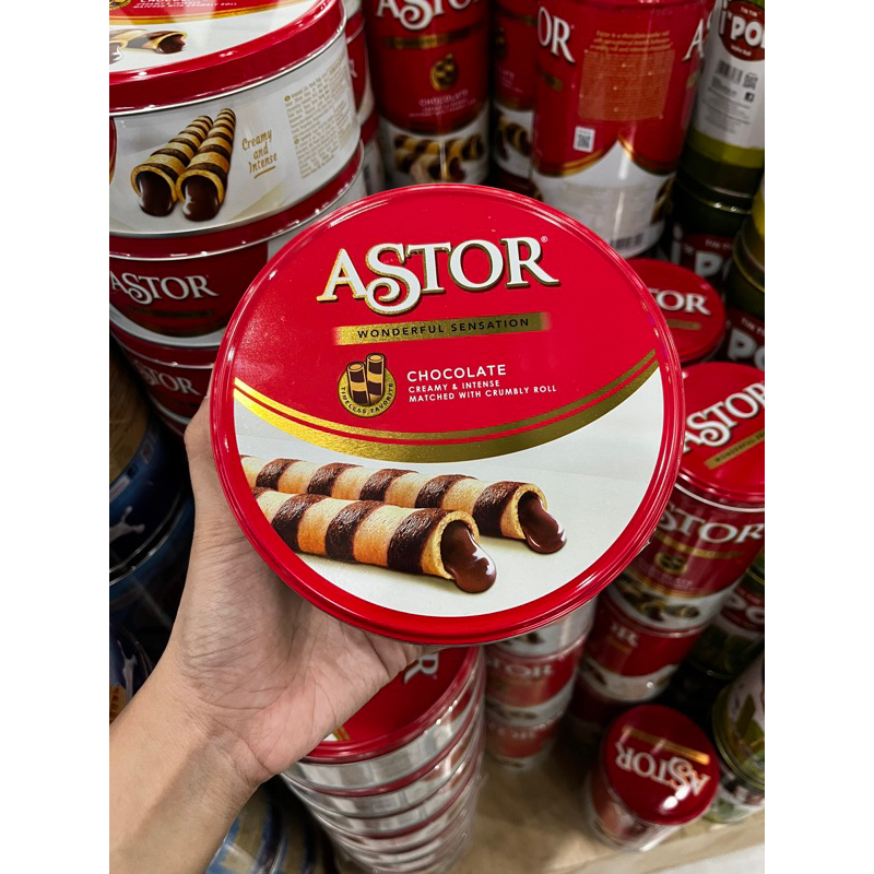 

Astor Wafer Stik Coklat Kemasan 156gr | Kue Lebaran Kaleng