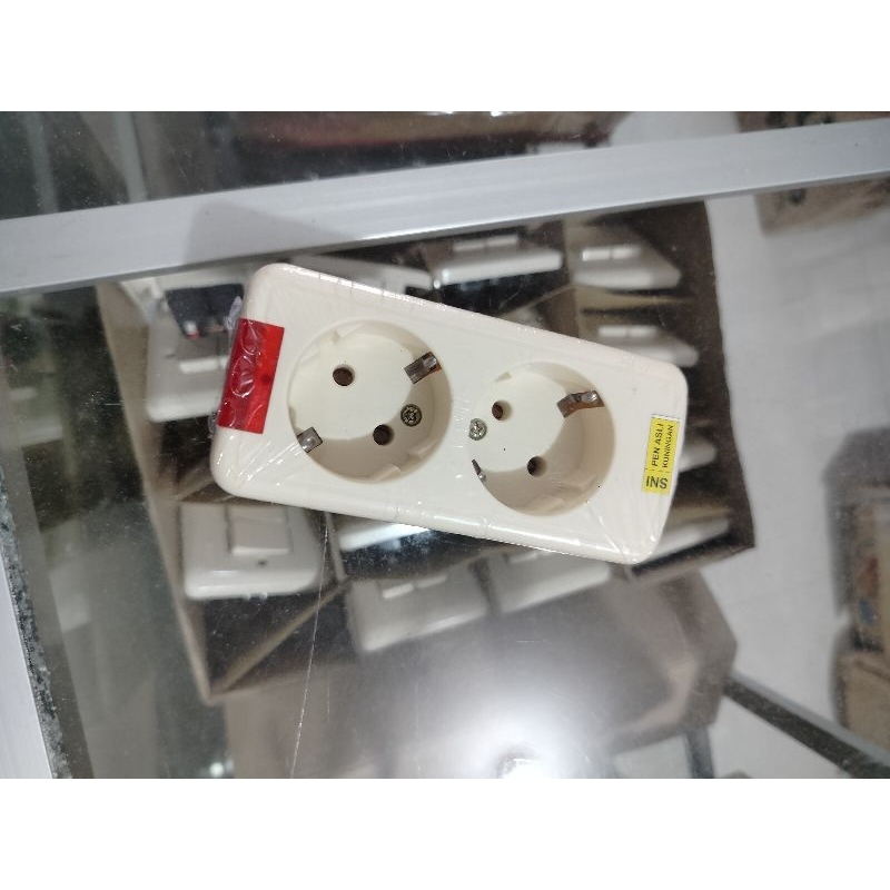 colokan listrik panjang/ terminal listrik