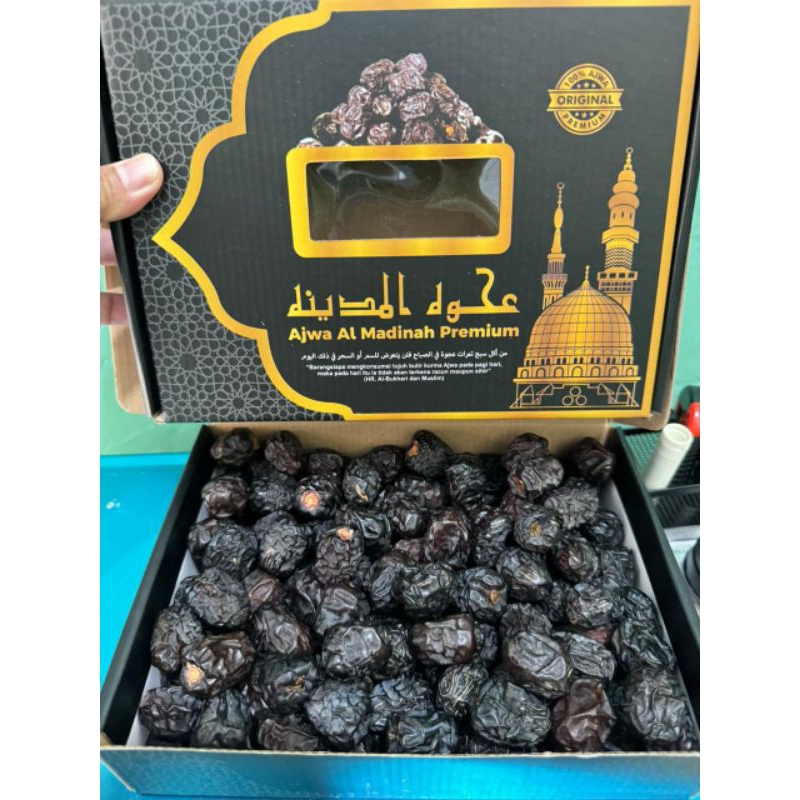 

Kurma Ajwa/nabi Al Madinah (500gram) 100% asli kurma ajwa madinah