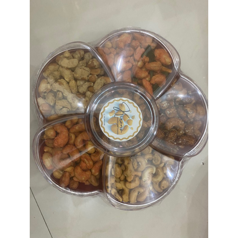 

kacang mede murah 5 rasa 5 sekat