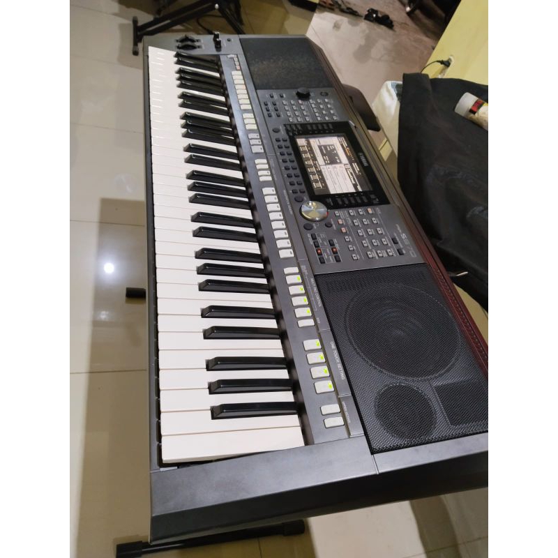 Keyboard Yamaha psr s970