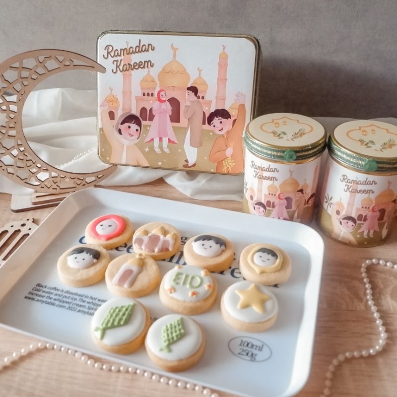 

Lebaran Hampers Ramadhan | Hampers Idul Fitri | Hampers Lebaran | Kue Kering Nastar