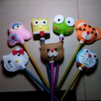 

Pensil KARAKTER LUCU boneka flanel