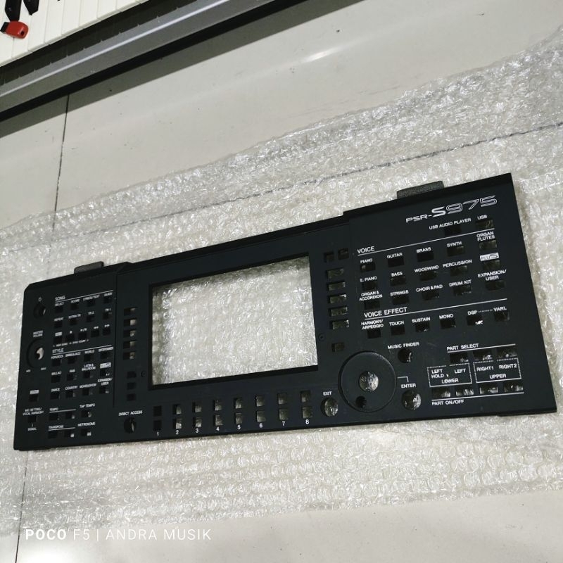 Center panel Centre keyboard Yamaha psr s975