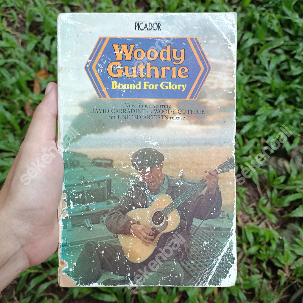 Novel Biography Bound For Glory by Woody Guthrie (1977) Novel Vintage