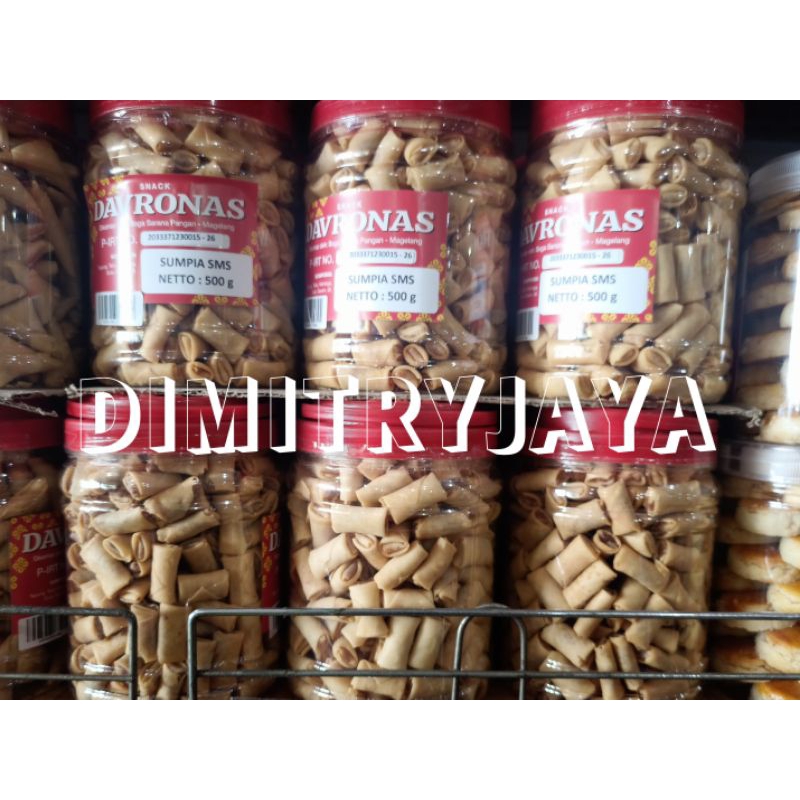 

Sumpia SMS Davronas 500 gram Toples / Oleh Oleh Magelang Temanggung Wonosobo Yogyakarta / Keripik Kerupuk Cemilan Snack