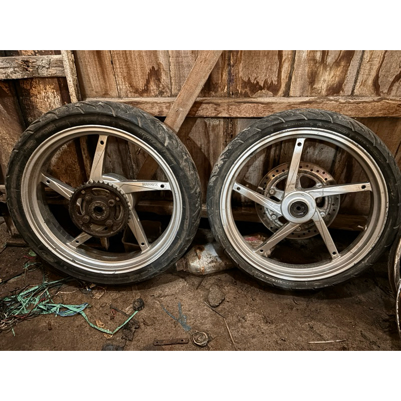 velg pelek racing ring 17 tapak lebar untuk megapro tiger 2000