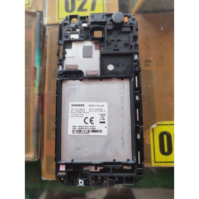 tatakan lcd Samsung j260 / middle frame Samsung J2 core