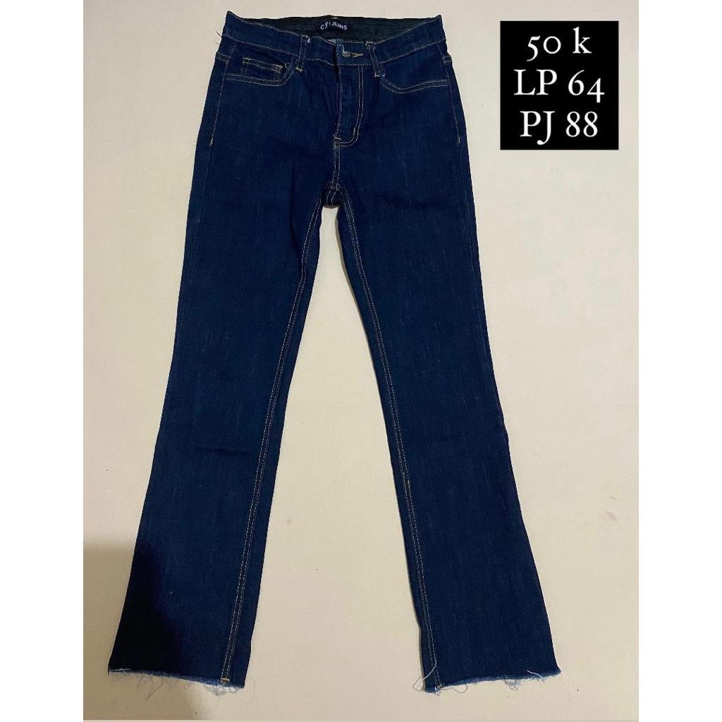 PRELOVED CELANA JEANS WANITA/ CELANA JEANS WANITA