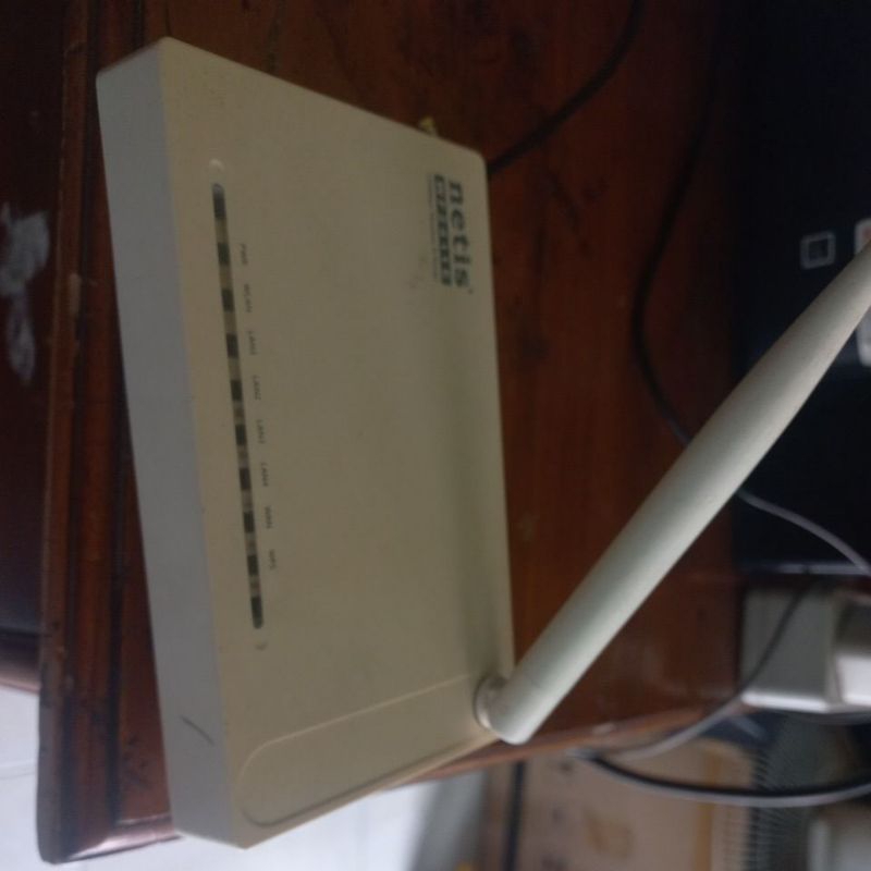 Router Netis WF2411E