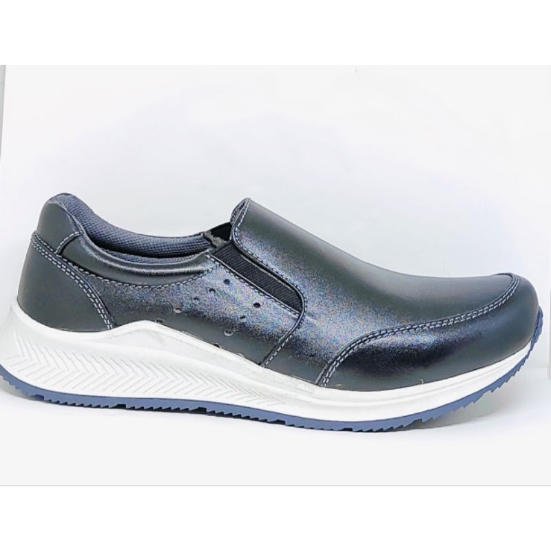 Sepatu Sneakers Pria Kulit Asli Sepatu Casual SlipOn Grammer