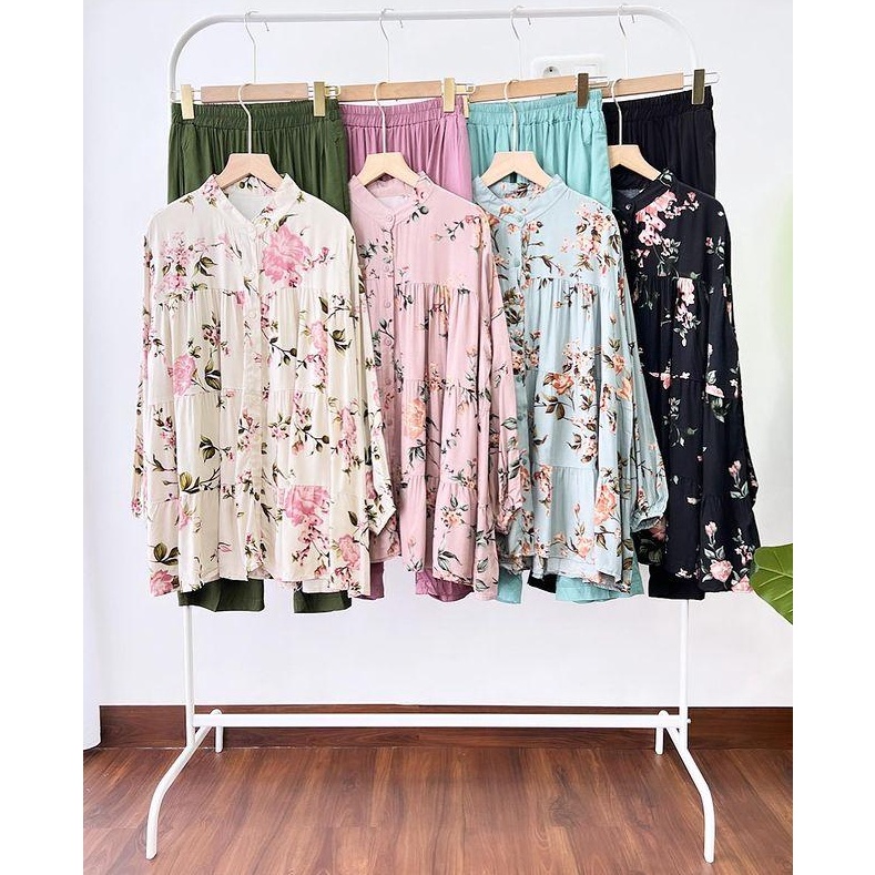 ART B2J ONESET DELLA  Set wanita motif bunga  AtasanCelana