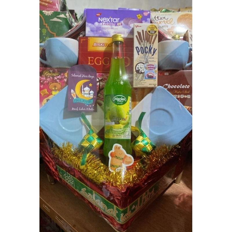 

Parcel Lebaran Snacks Sirup Idul Fitri Parsel Kado Hampers Ramadhan / Expired Masih Lama