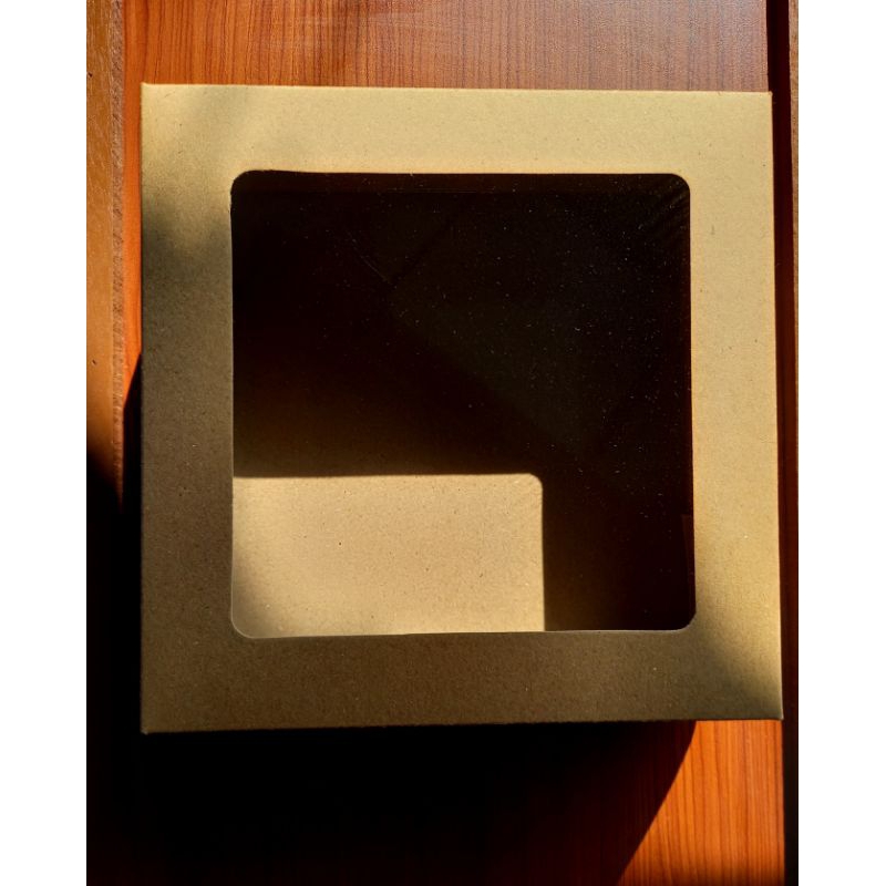 

BOX KRAFT LAMINASI WINDOW JUMBO - ANTI MINYAK 25X25