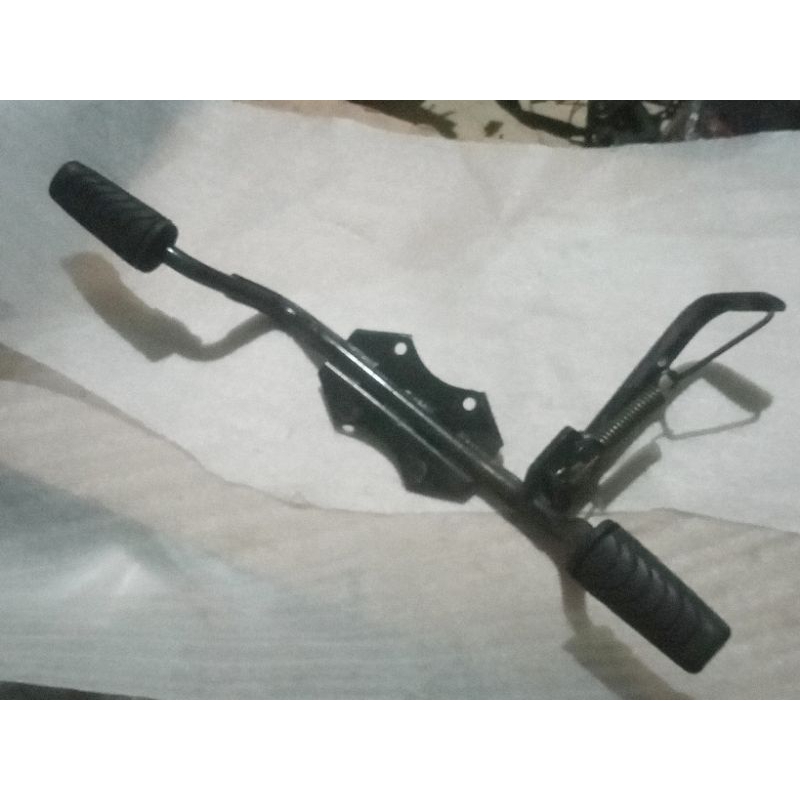 footstep depan pijakan kaki depan Supra x 125 fi new K41 original