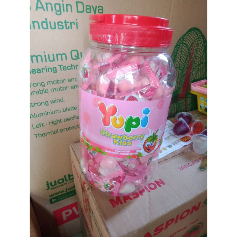 

Yupi toples