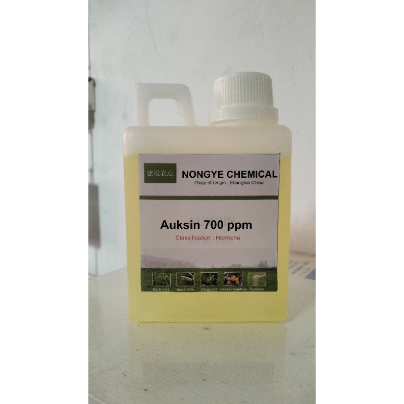 AUKSIN 700 PPM, kemasan 500ml