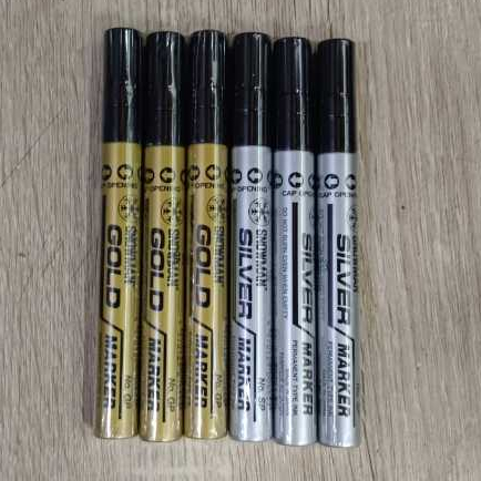 

Spidol emas / gold / silver snowman permanent - Gold harga per pcs (179 140 116)