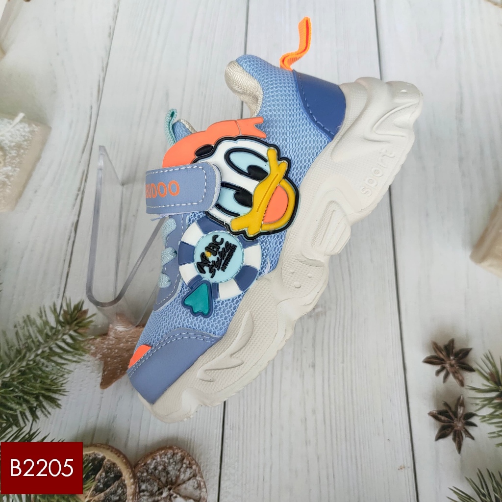 Sepatu Anak Sneakers Casual Import Donald Duck B2205