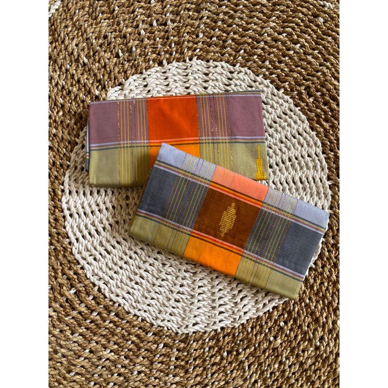 Sarung tenun Sengkang