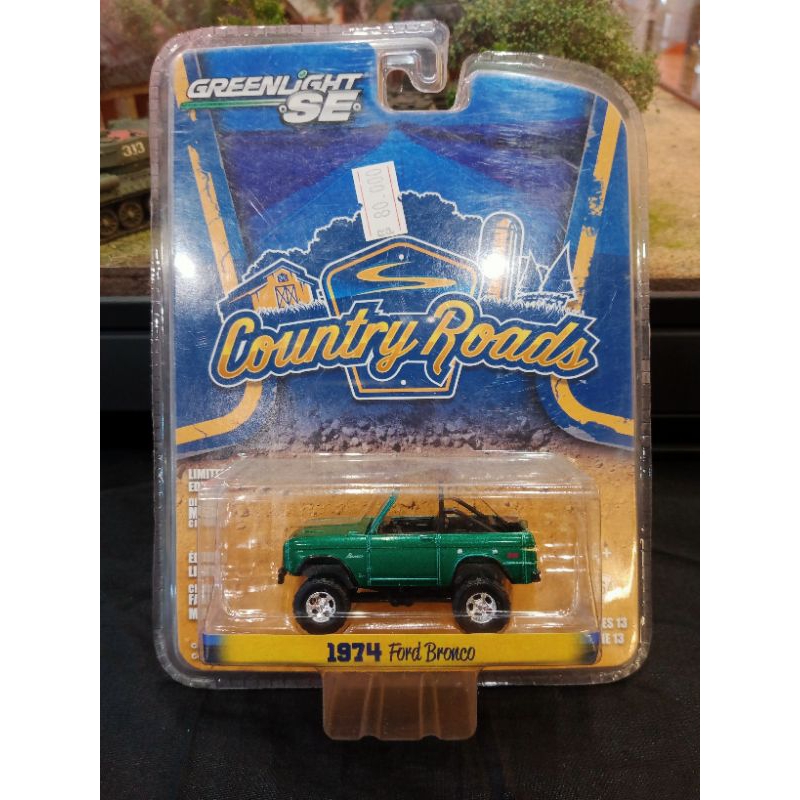 Greenlight Greenmachine 1:64 1974 FORD BRONCO COUNTRY ROADS