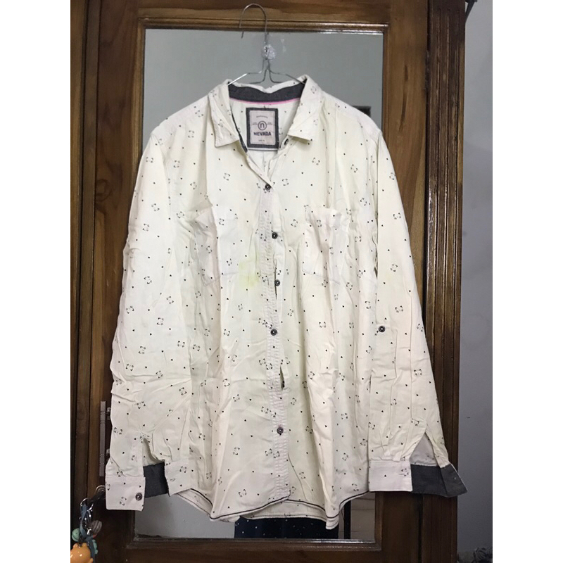 Nevada Kemeja wanita putih