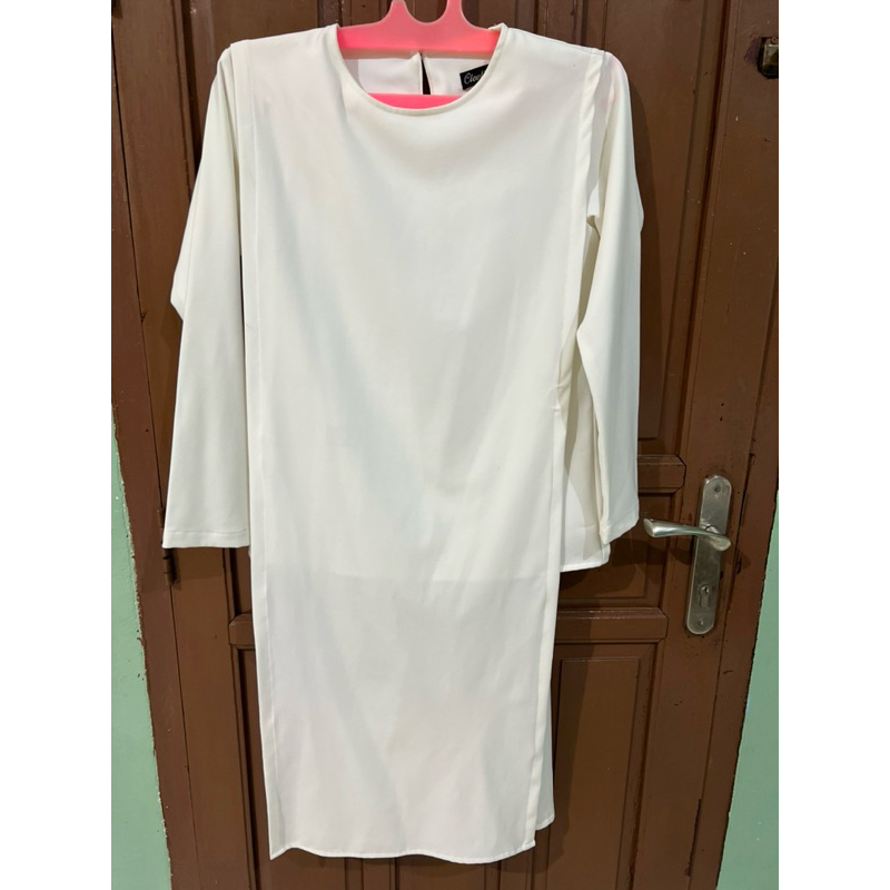 preloved blouse broken white #blouse #tunik