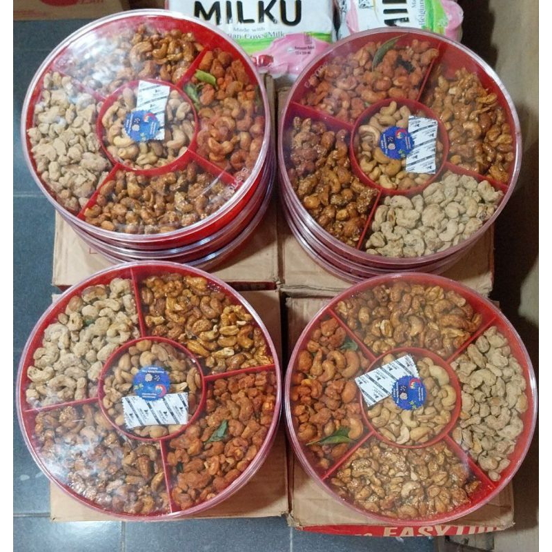 

Kacang Mete Tray 5 Sekat