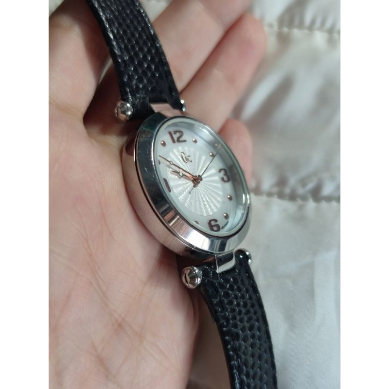 Jam tangan wanita Gc Y17001L1 preloved (ori 100%)