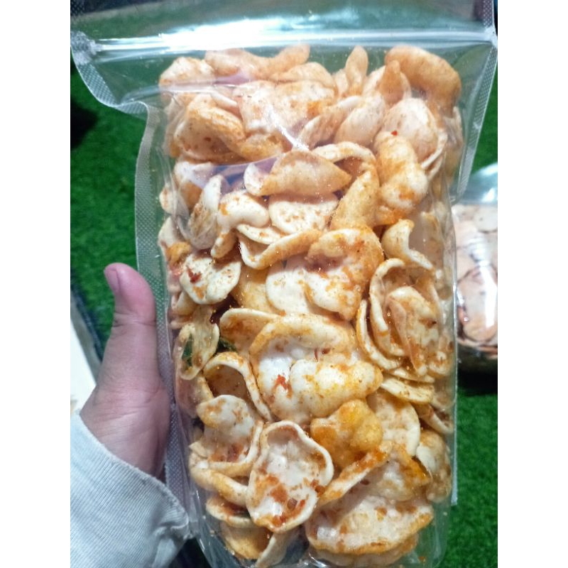 

Kerupuk Bantet bumbu kacang