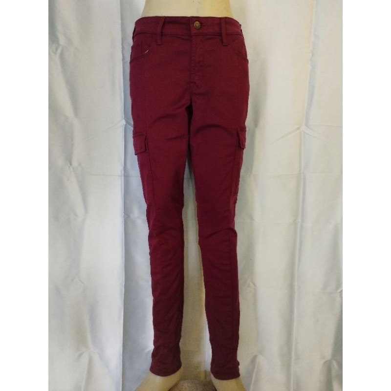 Celana Cargo Wanita Uniqlo