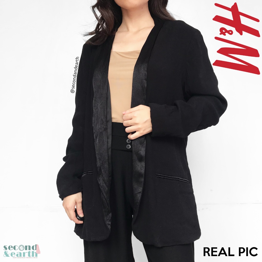 H&M Blazer (M-L) Luaran Jas Formal Lengan Panjang Slim Fit Ceruti Satin Hitam Polos Long Sleeve Blaz